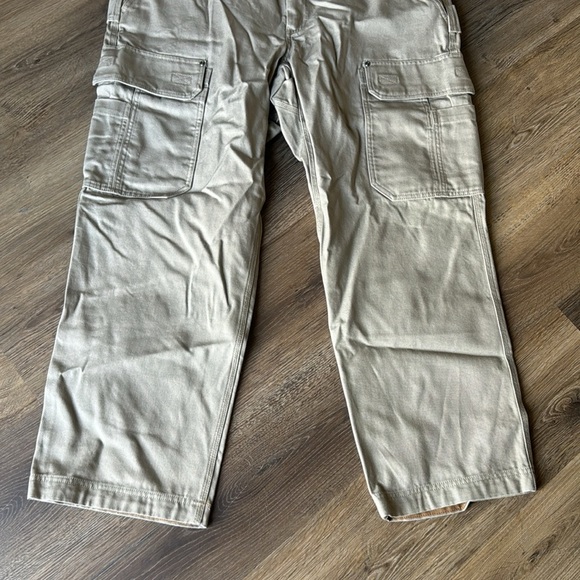 Duluth trading men’s 100% cotton cargo work pants size 42x30 - Picture 3 of 9